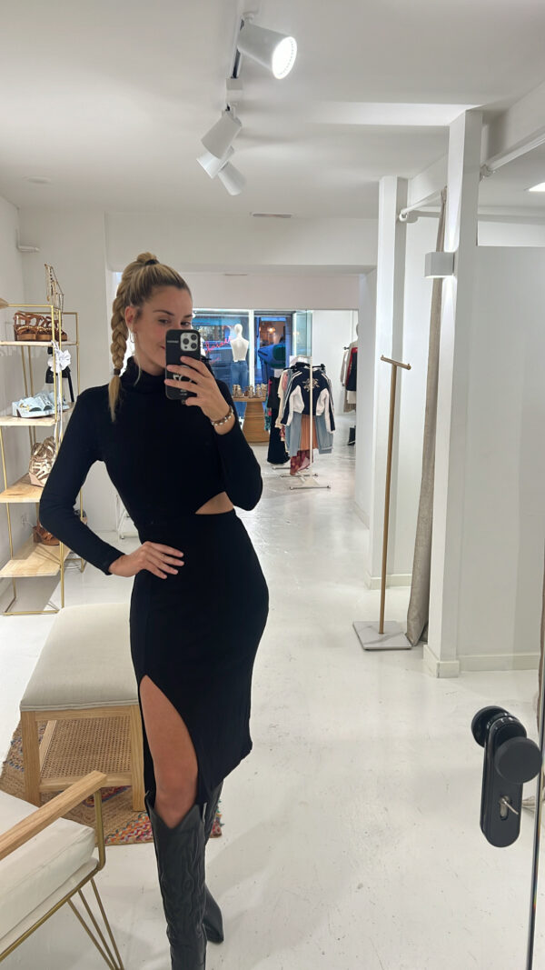 Vestido Rita con corte en la cintura negro